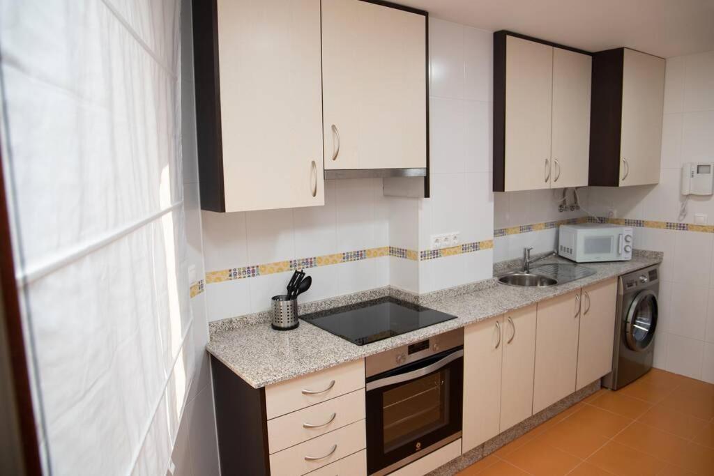 Primera Linea De Playa Rias Baixas, Moana Apartment Exterior foto